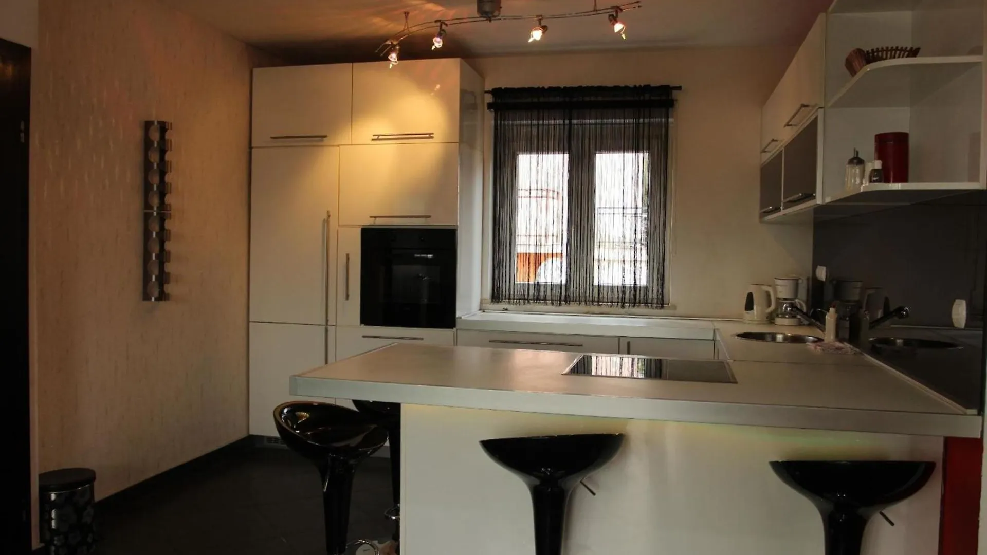 Schoene Ferienwohnung In Crikvenica Mit Grill, Garten Und Terrasse