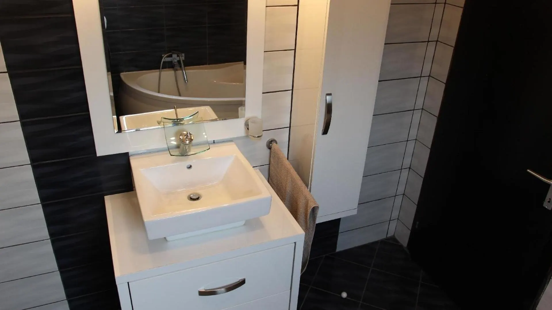 Schoene Ferienwohnung In Crikvenica Mit Grill, Garten Und Terrasse Apartment